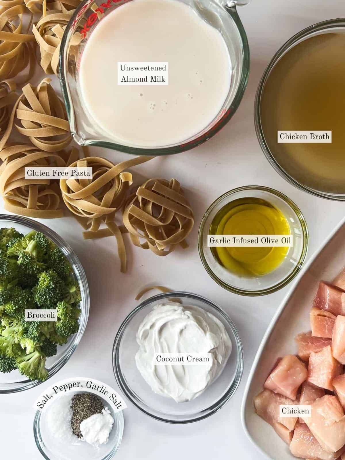 ingredients for low FODMAP alfredo sauce.