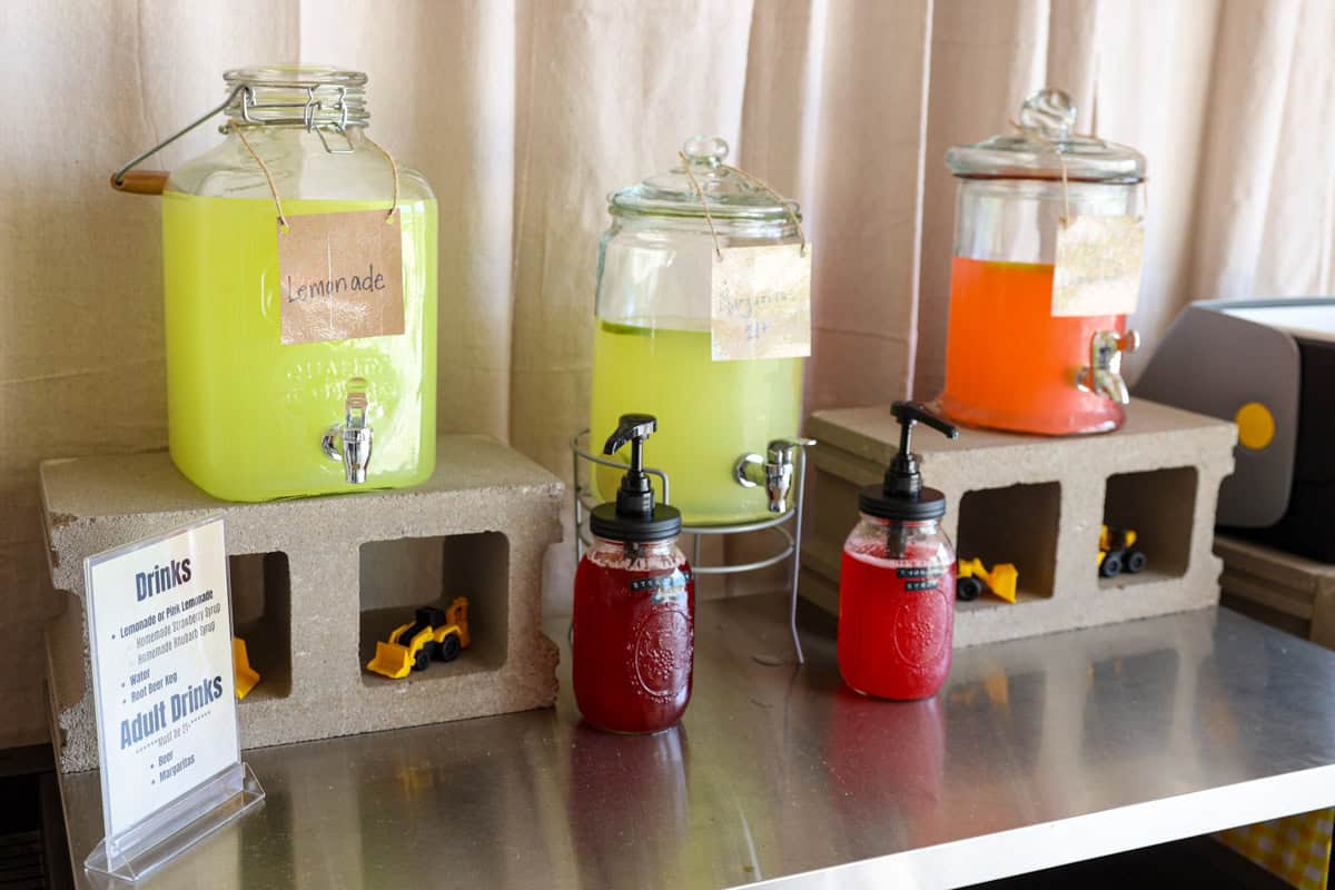 lemonad bar at a graduation party with lemonade and maragritas.